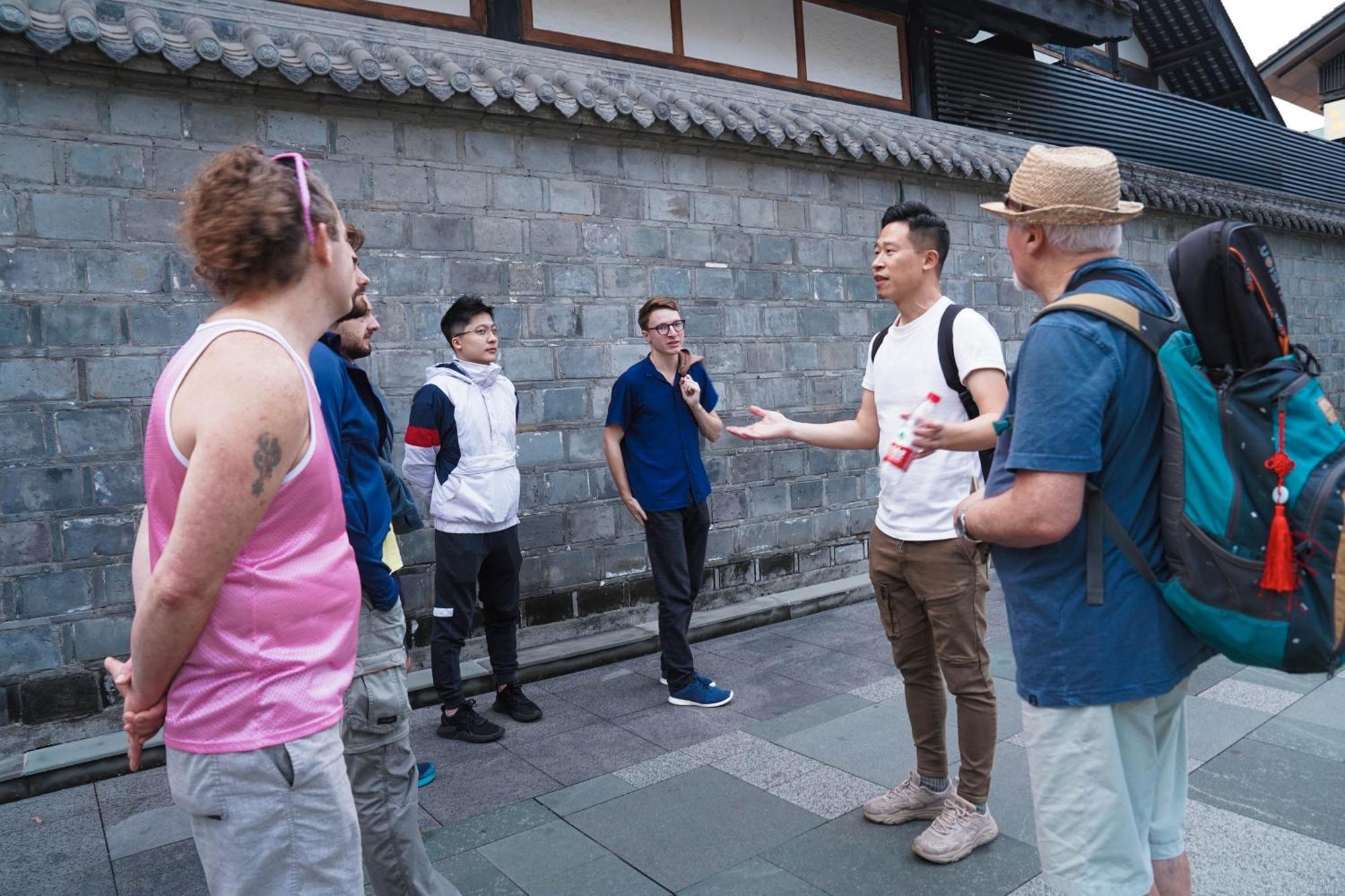Chengdu Mix Hostel Courtyard Poshpacker Hostel *