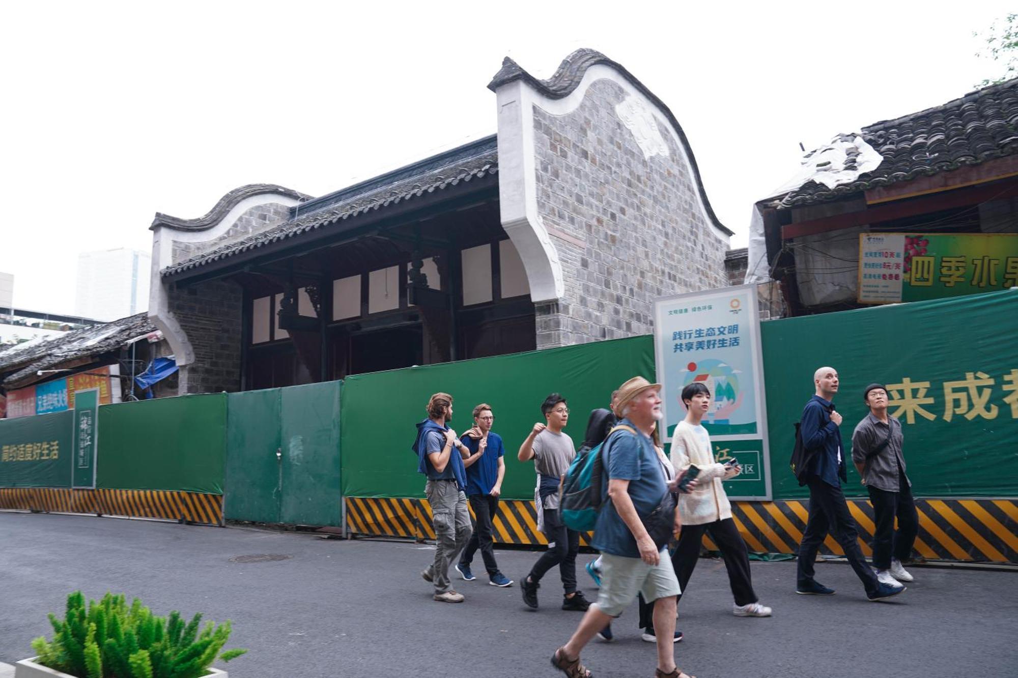 Chengdu Mix Hostel Courtyard Poshpacker Chengdu